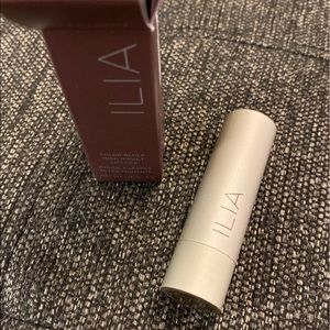 Ilia amberlight lipstick